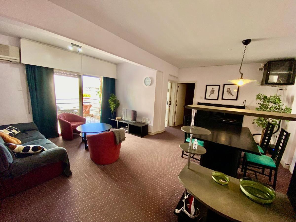 Private Room In A Shared Flat At Best Location Limassol Exterior foto
