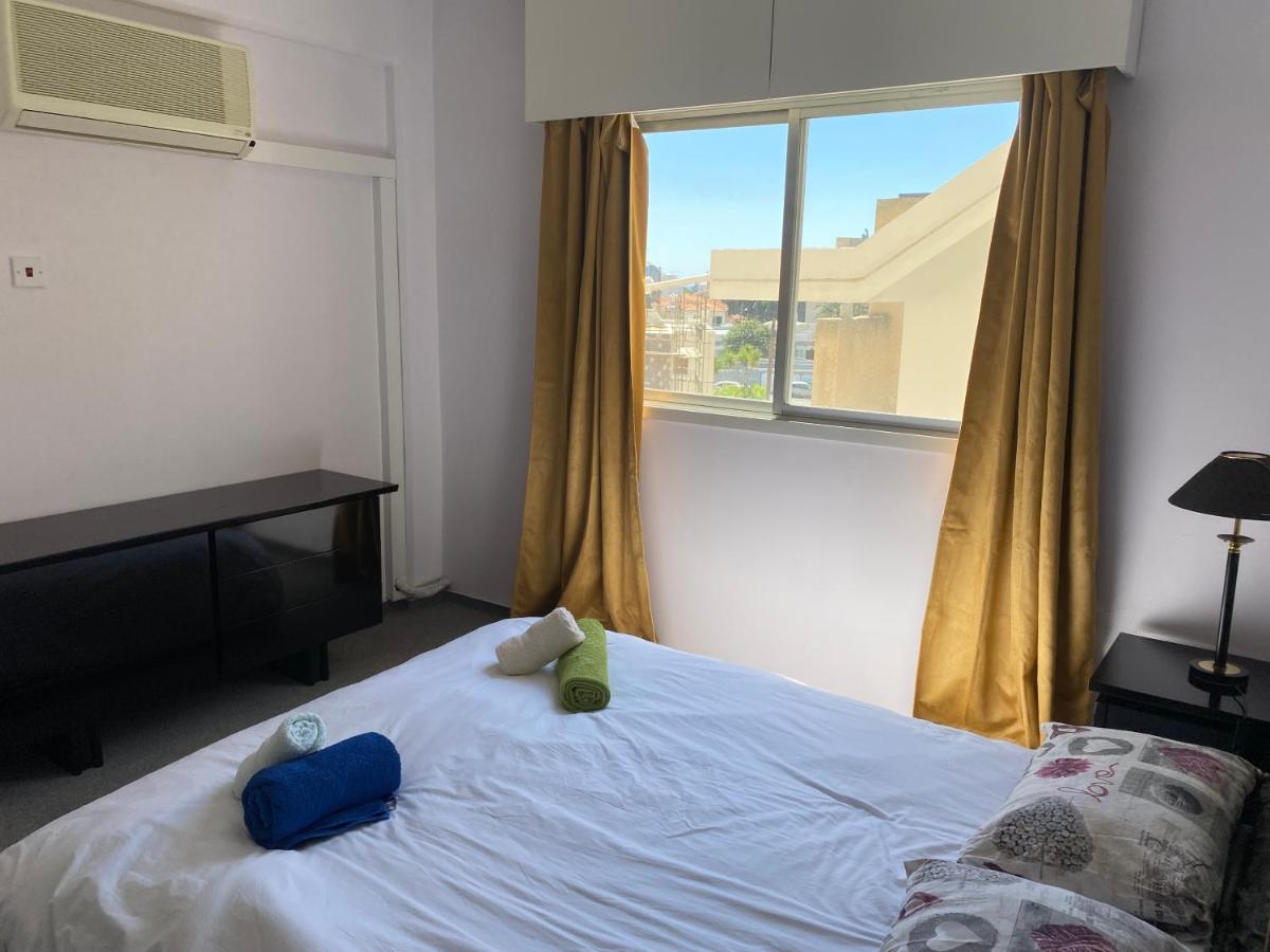 Private Room In A Shared Flat At Best Location Limassol Exterior foto